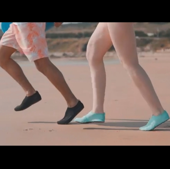 SEEKWAY Womens & Mens Water Shoes- Black - Picture 10 of 14